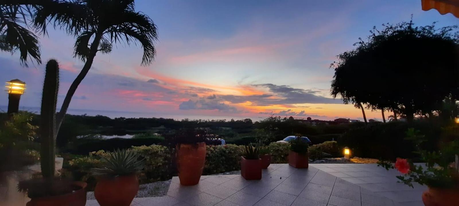 Royal Palm Resort Curacao Geweldig Zeezicht Вилемстад Екстериор снимка